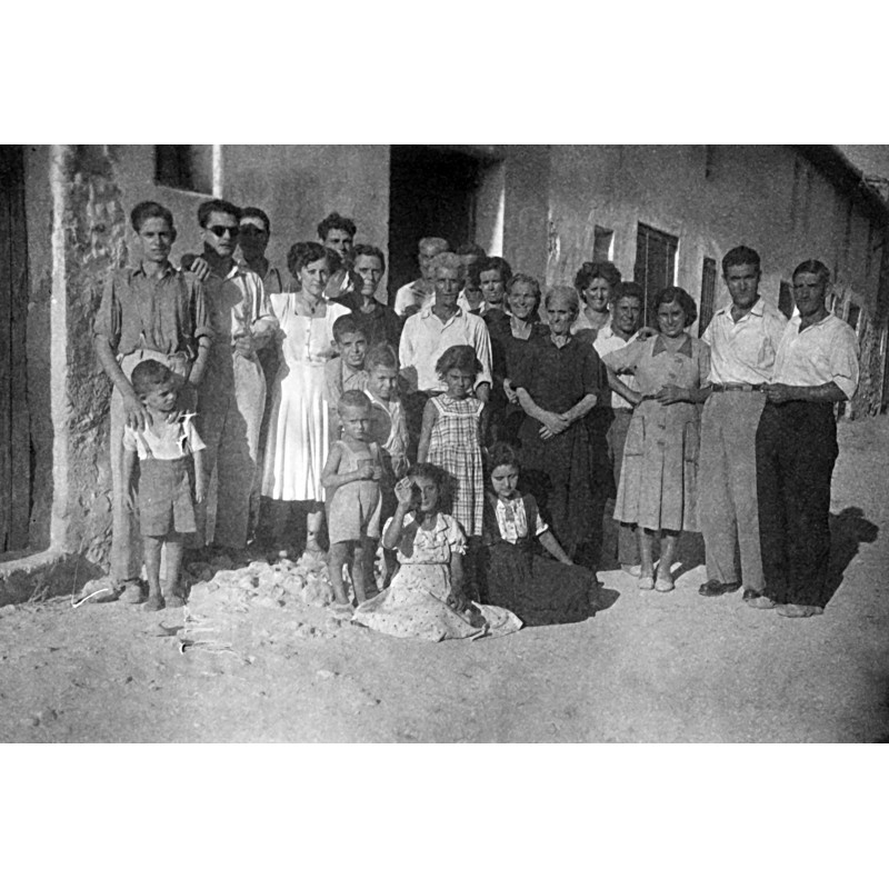 Un amplio grupo de Berenguers, alfareros, sus parejas y sus descendientes