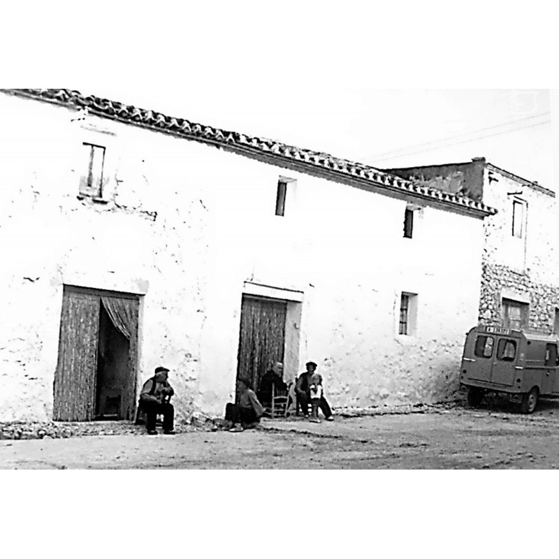 Vecinos del Carrer d'Enmig