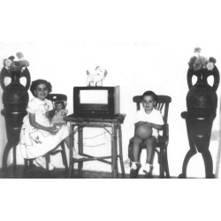 Amparín y Salvador Llopis...