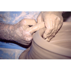 Las manos de Joaquín Prats...