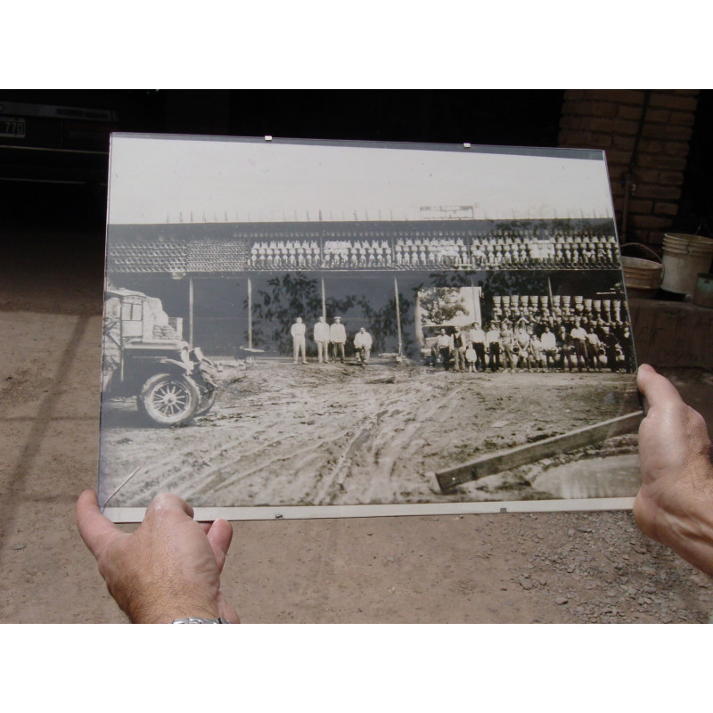 Foto antigua de la alfarería de los Fluixà en Mendoza