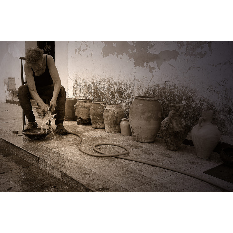 Piezas encontradas en el sotano de la casa/taller de Electo Sendra Escrivá