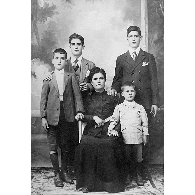 La familia de los "Leandros"