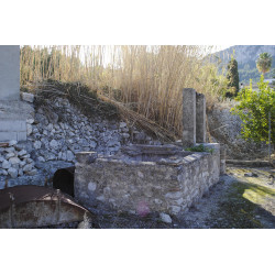 Restos del pou y basses de...