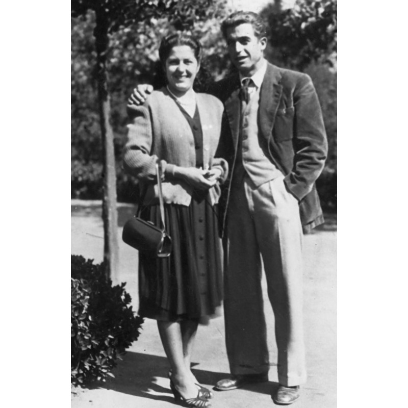 Carmen "de Mona" con su hermano Alberto Berenguer Lull